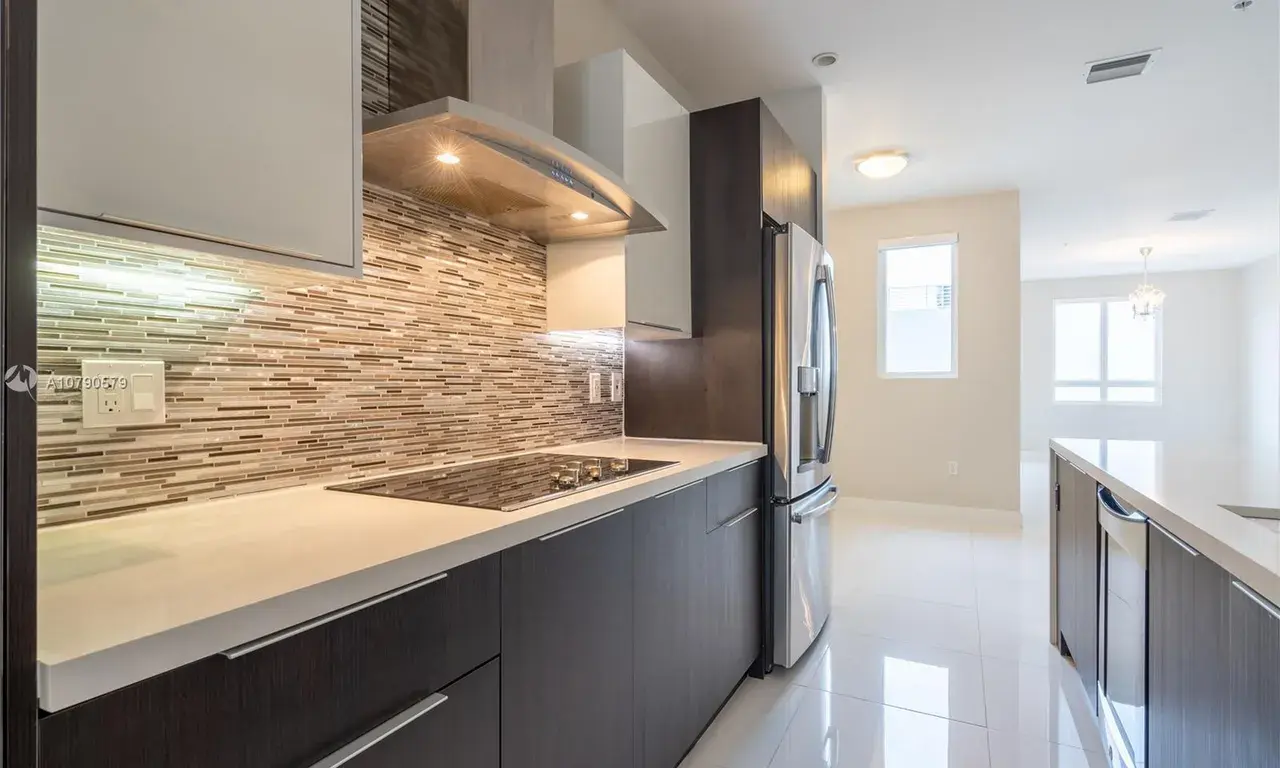 10245 NW 63rd Ter # 208, Doral FL 33178