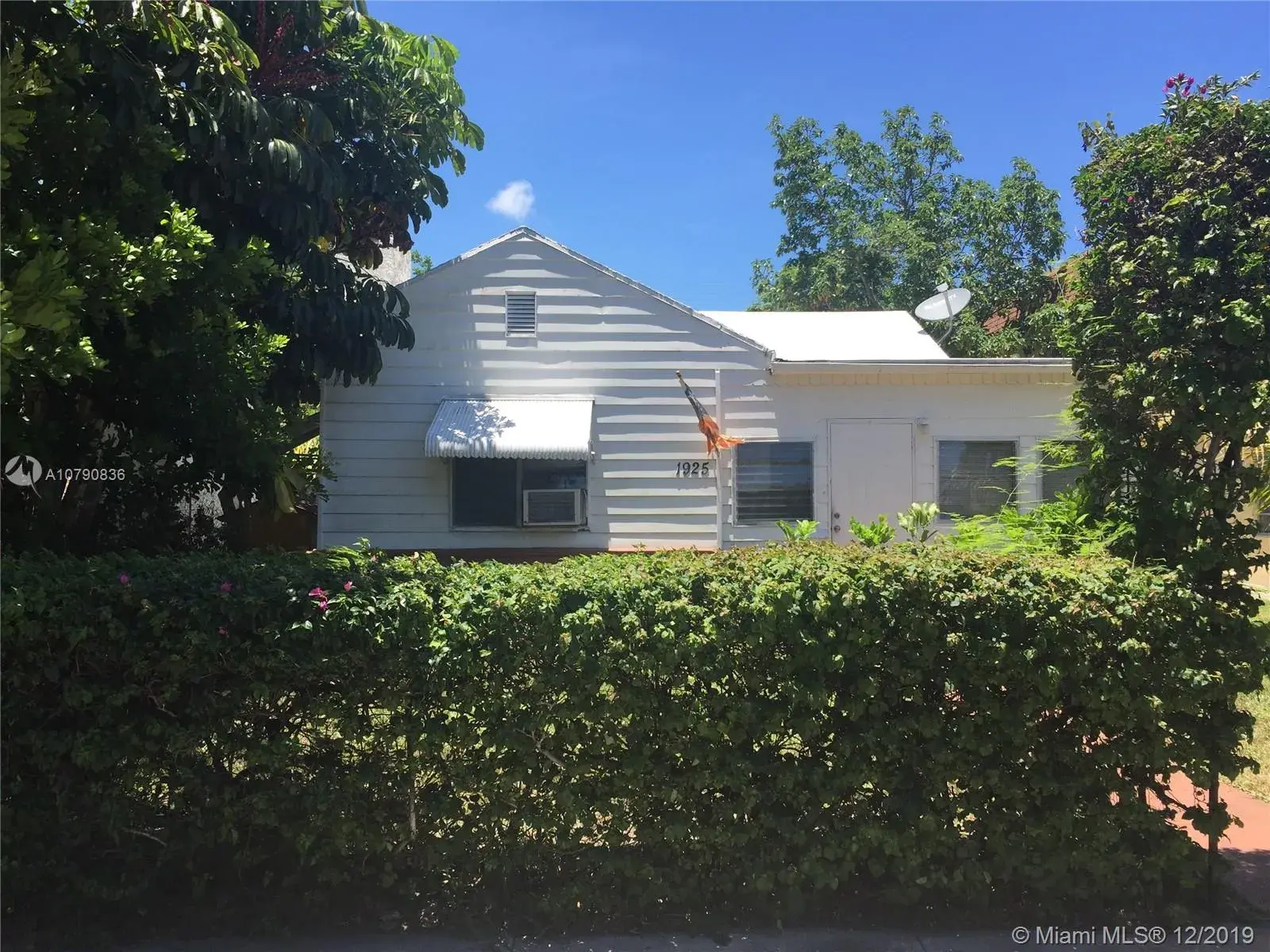 Residential Income for sale at 1925 Rodman St, Hollywood FL 33020