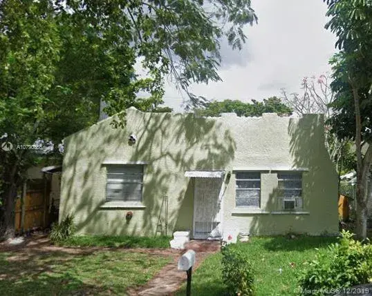 Residential Income for sale at 1927 Rodman St, Hollywood FL 33020
