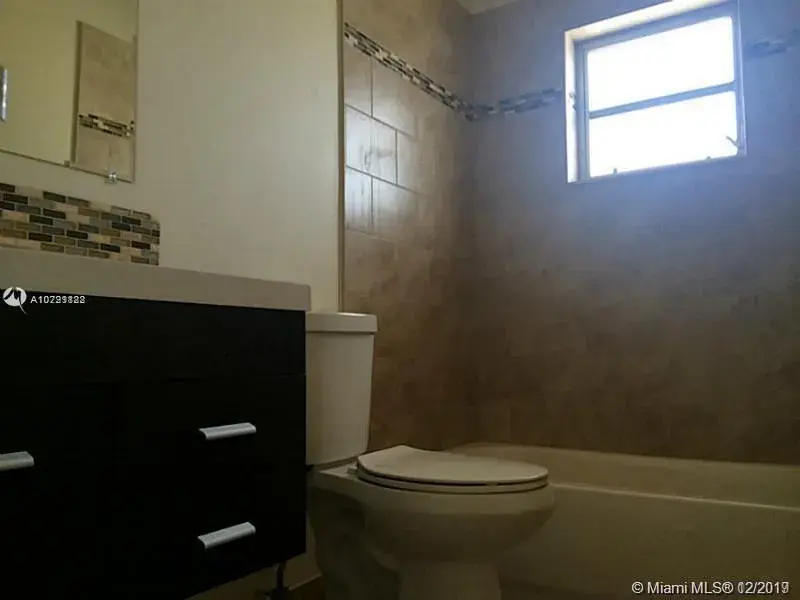 1824 Monroe St # 1, Hollywood FL 33020