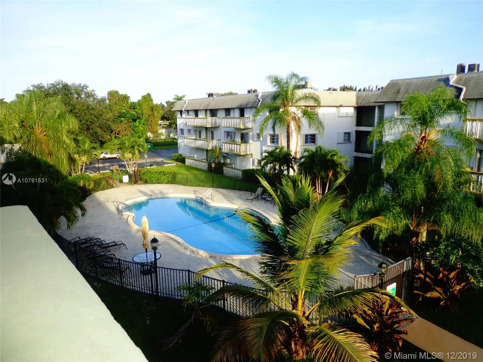 1 bedroom 1 bath Residential Lease for rent at 15225 NE 6th Ave # B108, Miami FL 33162