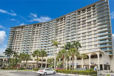 3800 S Ocean Dr # 505, Hollywood FL 33019
