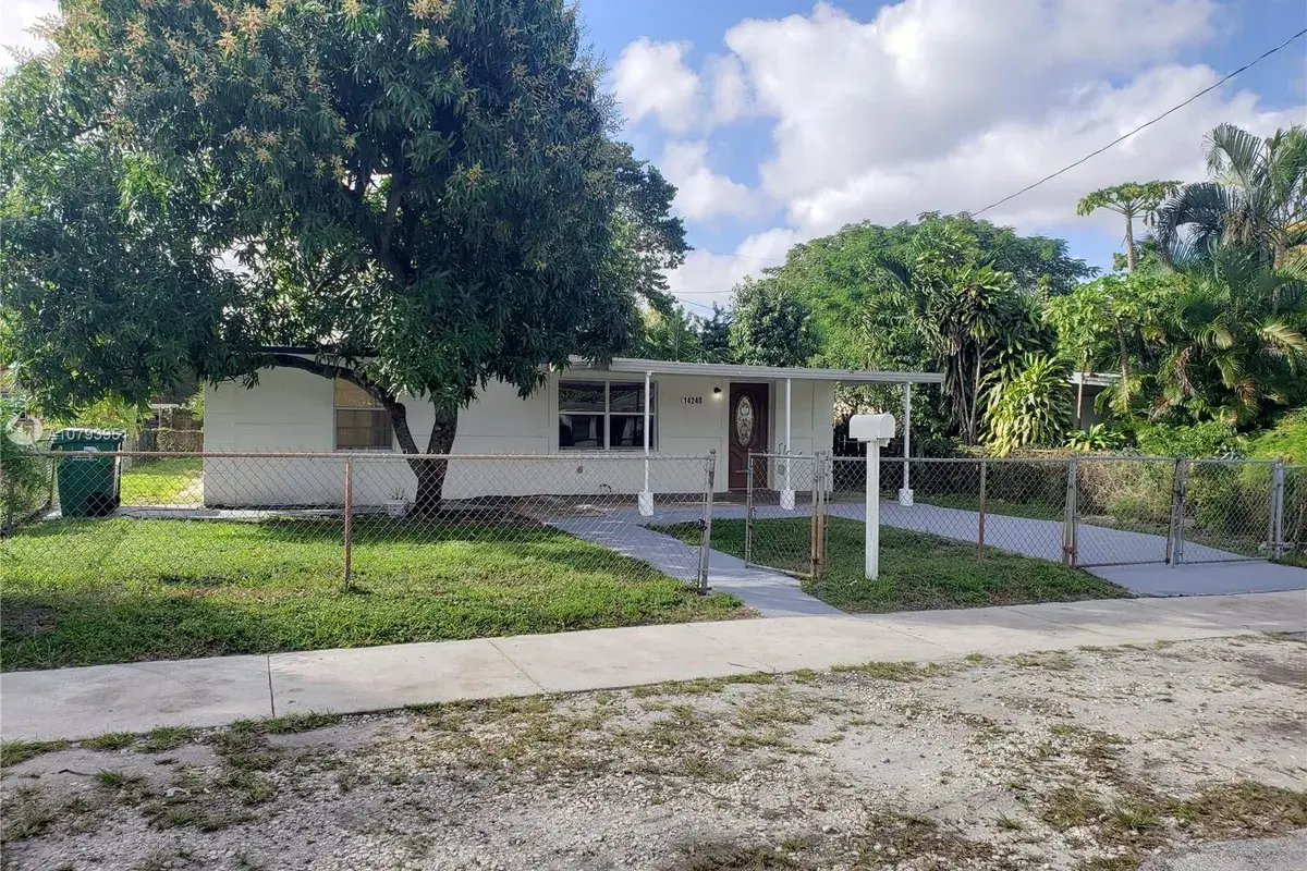 14240 NW 22nd Ct, Miami Gardens FL 33054