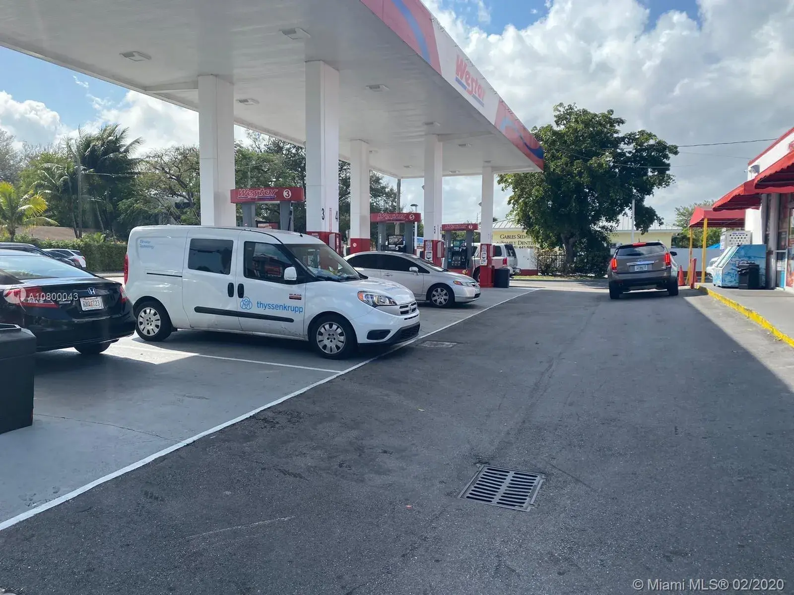 5701 SW 24th St, Miami FL 33142
