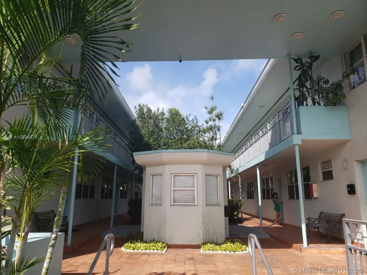 1289 Marseille Dr # 46, Miami Beach FL 33141