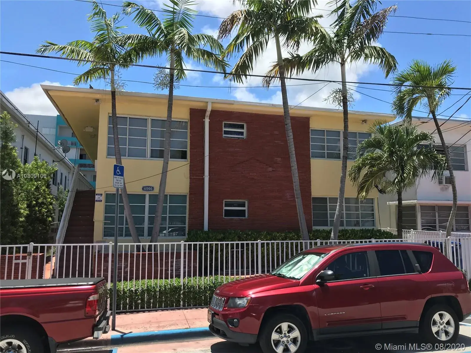 6944 Byron Ave # 1, Miami Beach FL 33141
