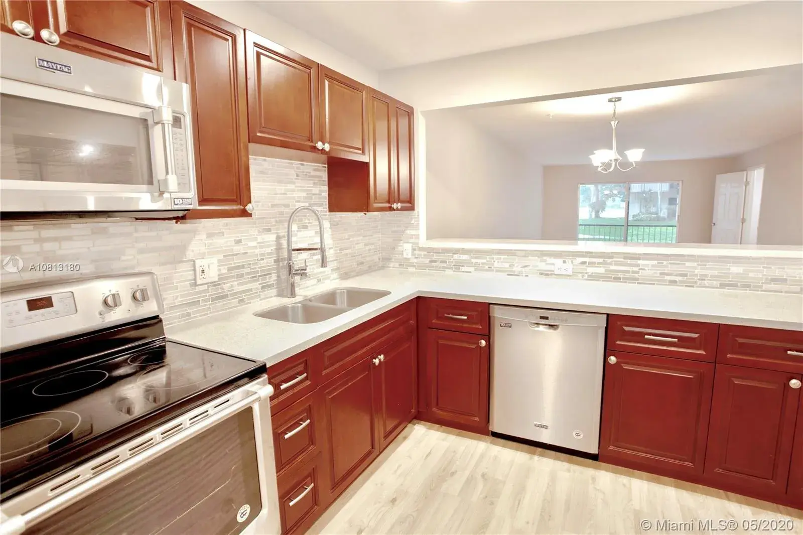 6061 N Falls Cir Dr # 104, Lauderhill FL 33319