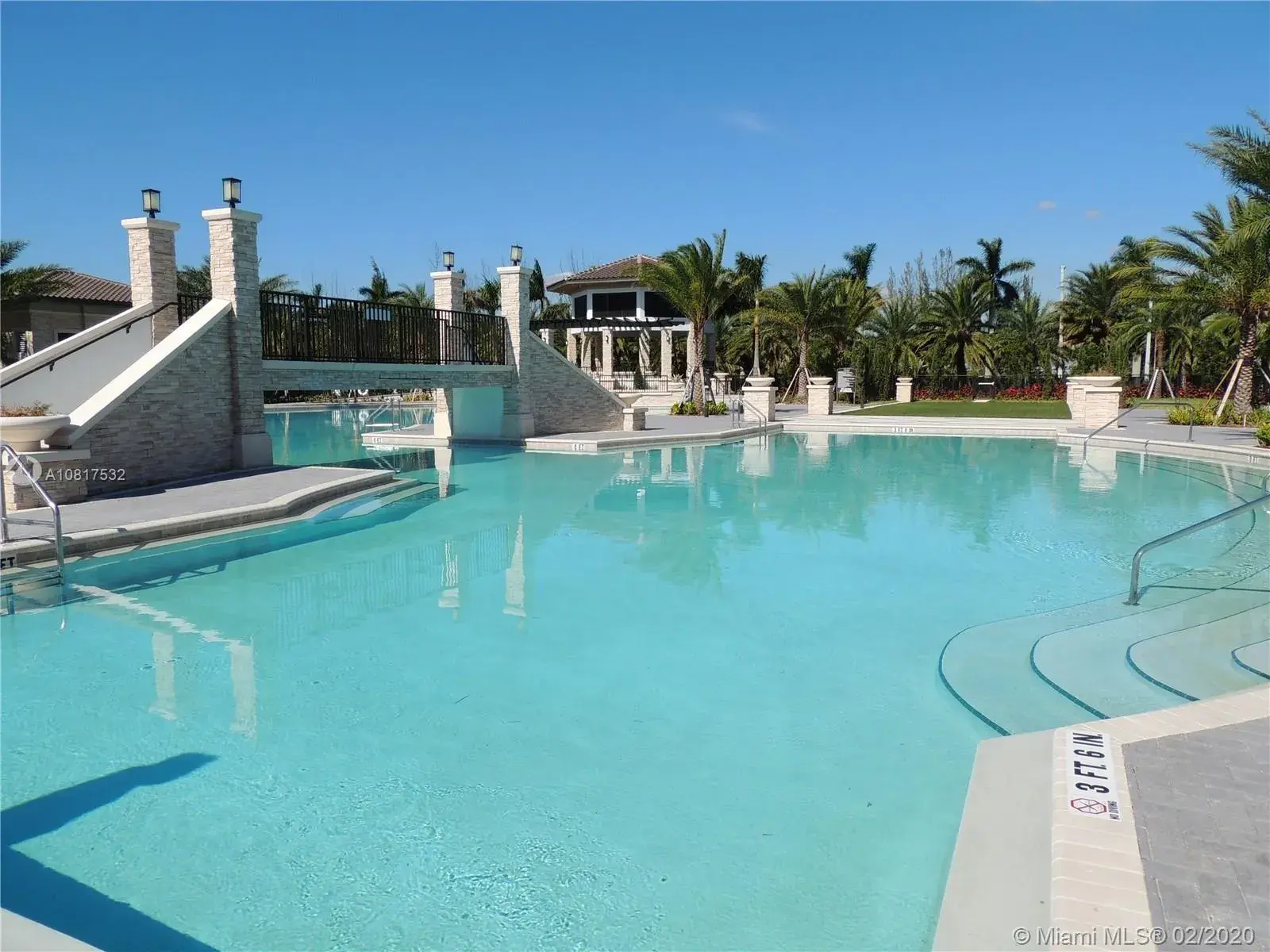 8800 NW 97th Ave # 207, Doral FL 33178