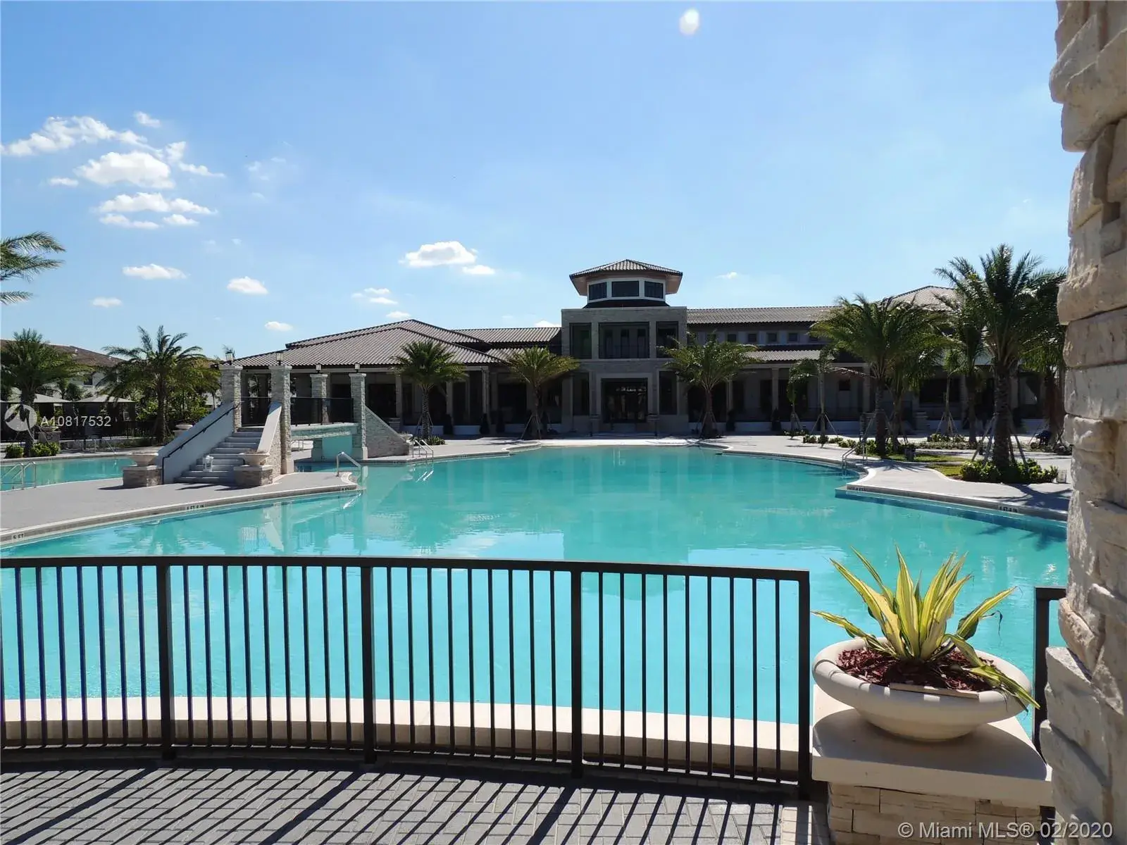 8800 NW 97th Ave # 207, Doral FL 33178