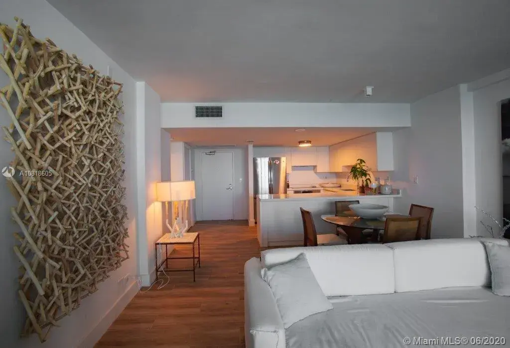 1 bedroom 1 bath for rent at 2301 Collins Ave # 838, Miami Beach FL 33139