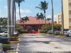 6940 Miami Gardens Dr # 431, Hialeah FL 33015