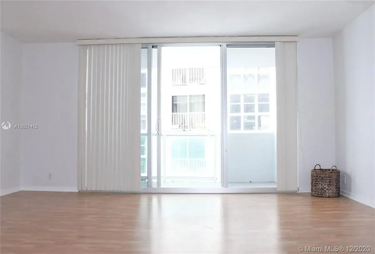 1200 WEST AVE # 924, Miami Beach FL 33139