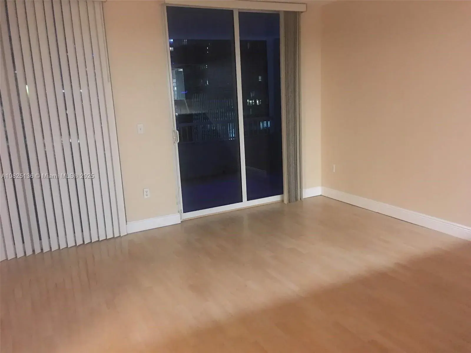 170 SE 14th St # 1407, Miami FL 33131
