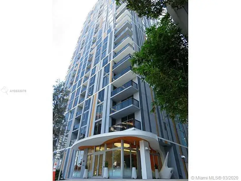 2 bedroom 2 bath Residential for sale at 31 SE 6th St # 1108, Miami FL 33131