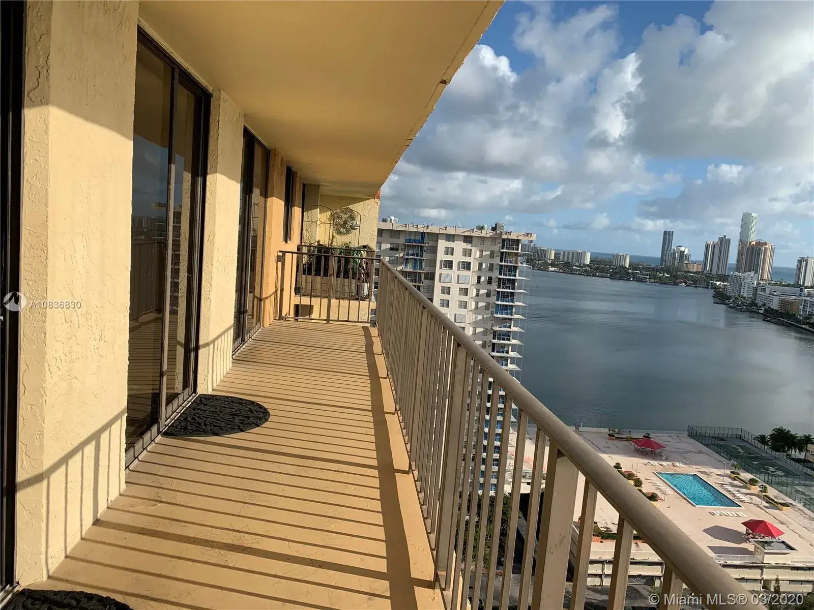 290 174th St # 2417, Sunny Isles Beach FL 33160