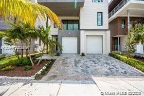 340 Balboa St, Hollywood FL 33019