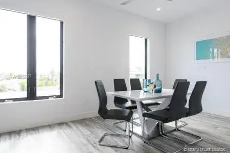 340 Balboa St, Hollywood FL 33019