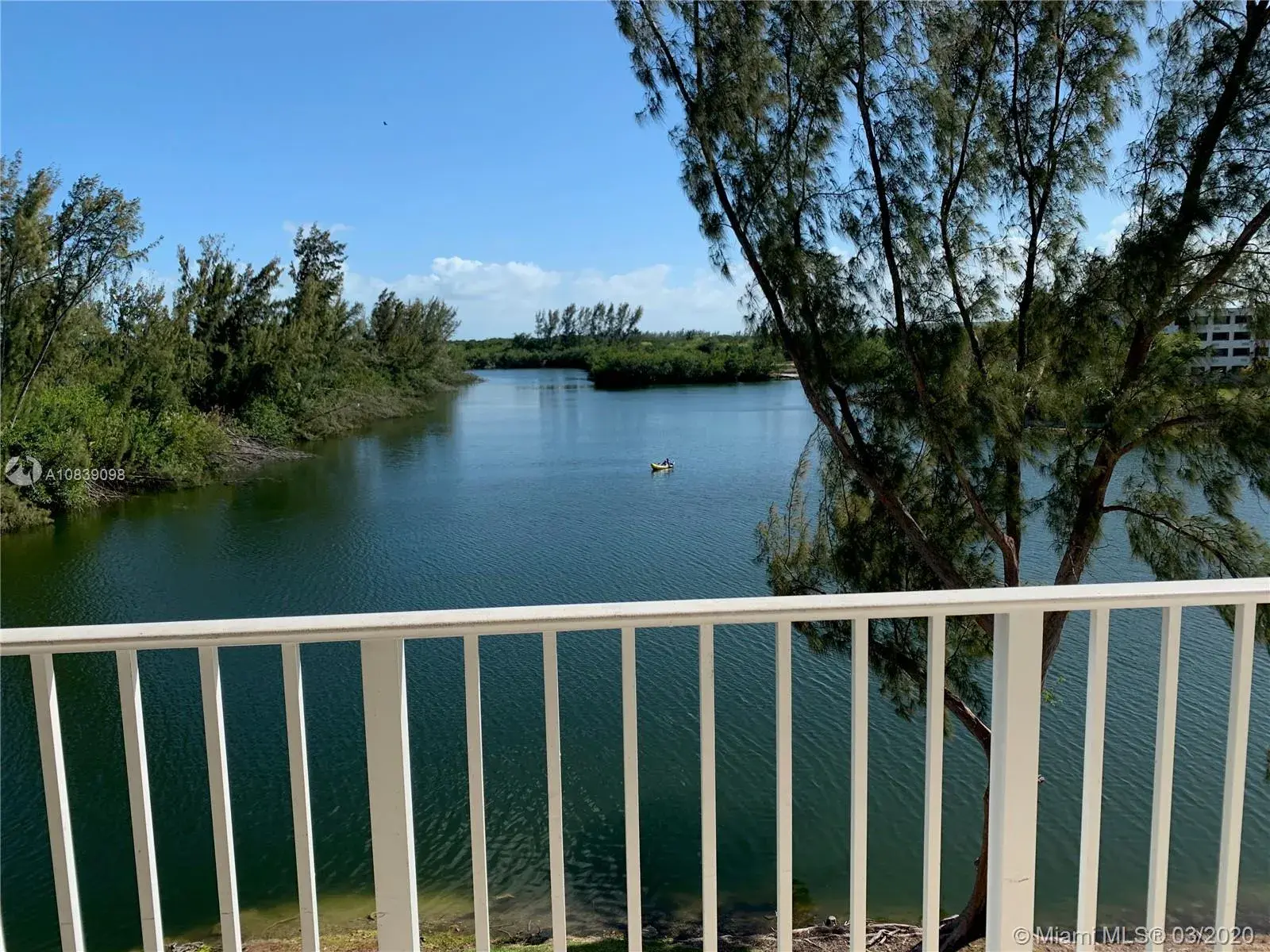 2 bedroom 2 bath Residential for sale at 8240 SW 210th St # 320, Cutler Bay FL 33189
