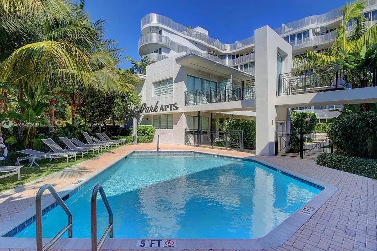 435 21st St # 106, Miami Beach FL 33139