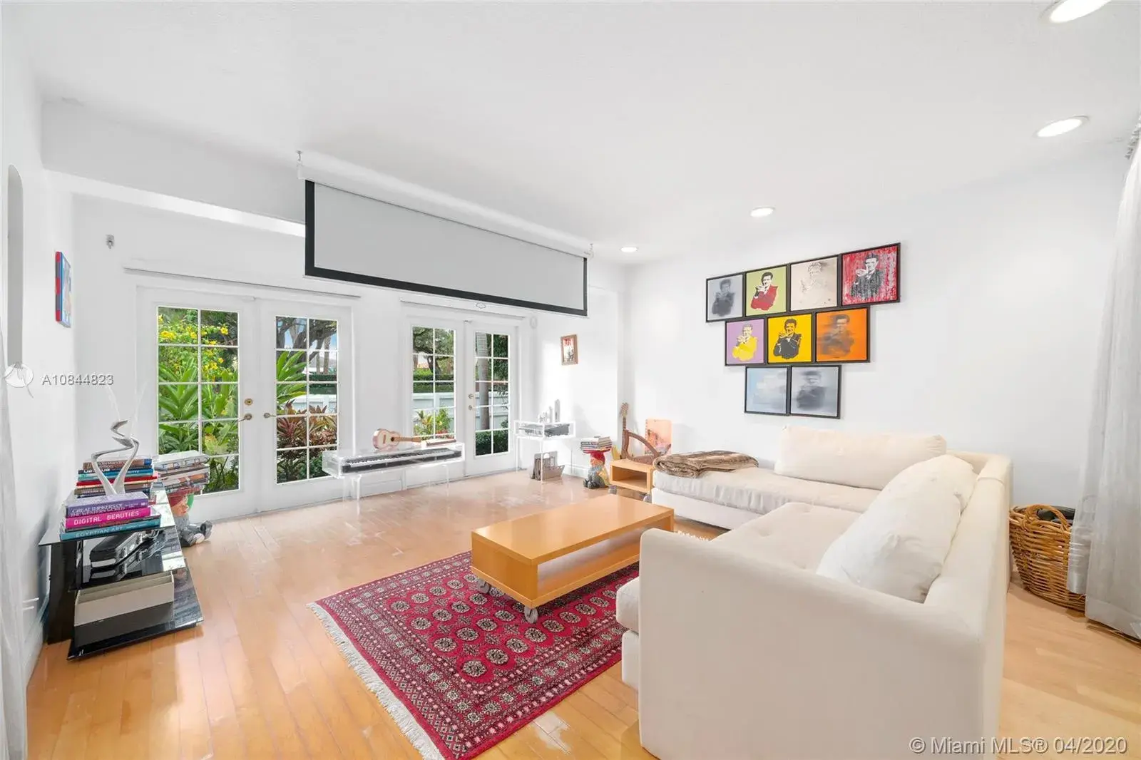 301 W Rivo Alto Dr, Miami Beach FL 33139