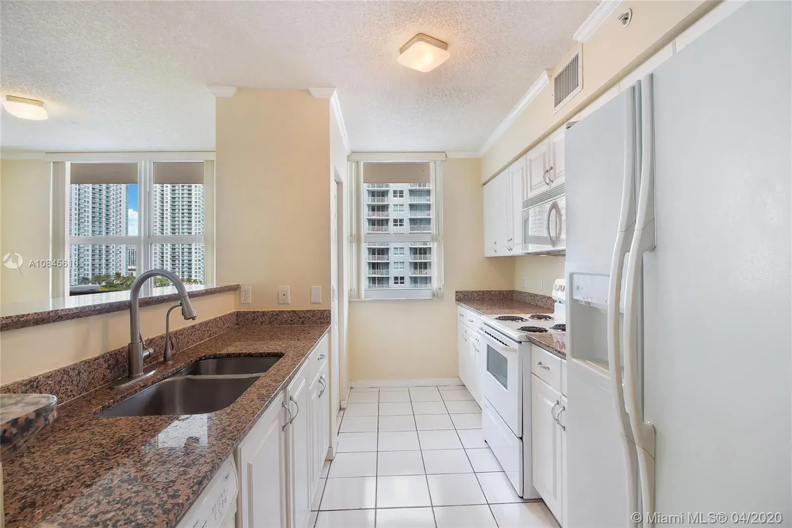 1155 Brickell Bay Dr # 1702, Miami FL 33131