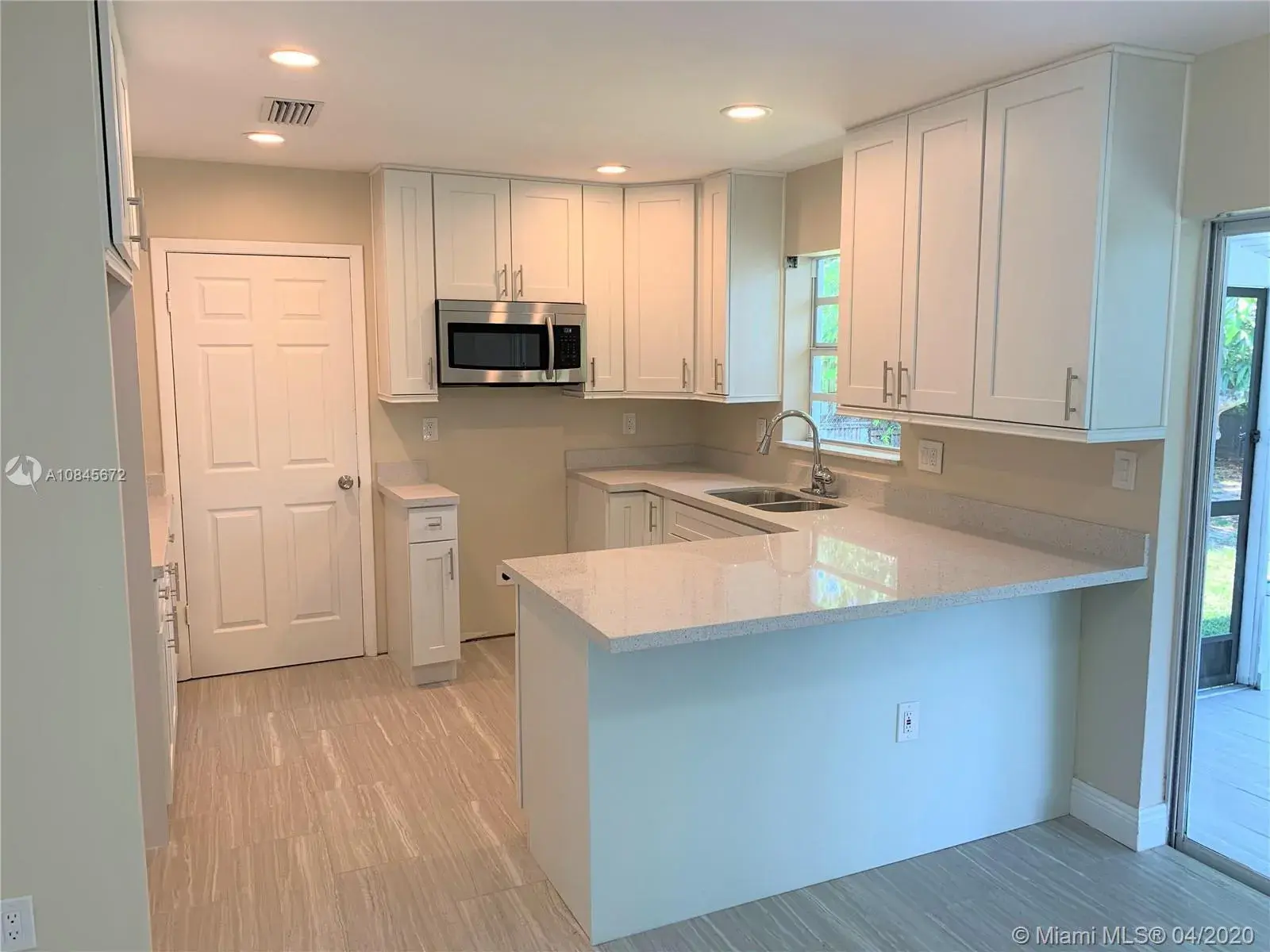 15271 SW 103rd Ave, Miami FL 33157