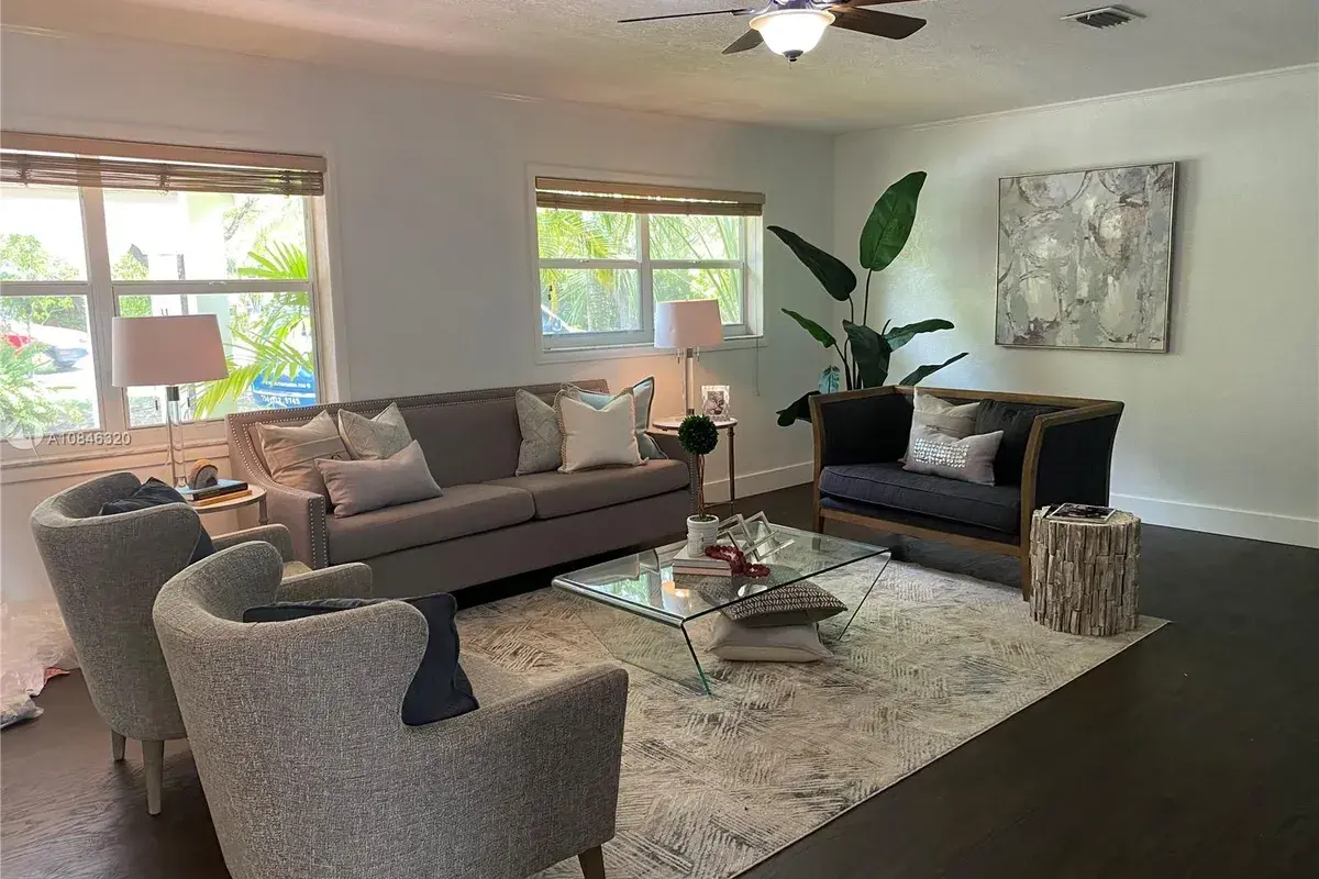 13550 SW 99th Pl, Miami FL 33176