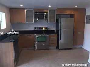 1050 7 ST # 2, Miami Beach FL 33139