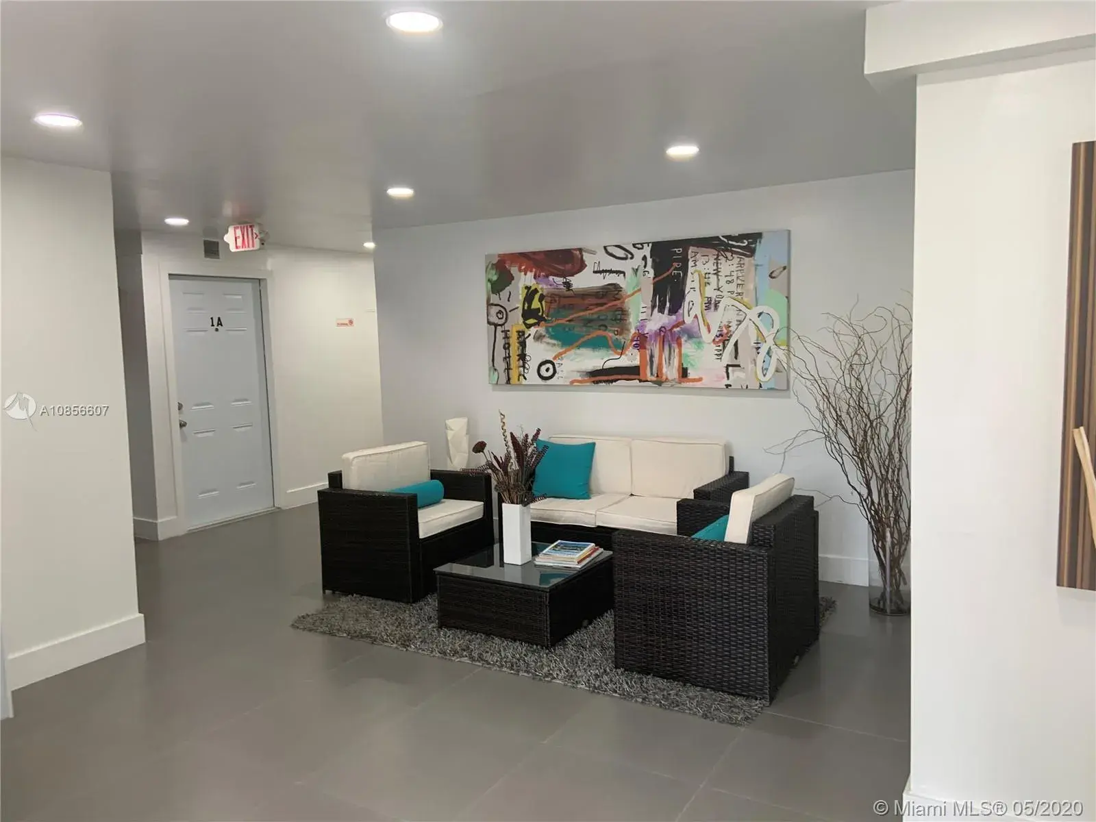3 bedroom 2 bath Residential Lease for rent at 500 NE 26th St # 4C, Miami FL 33137