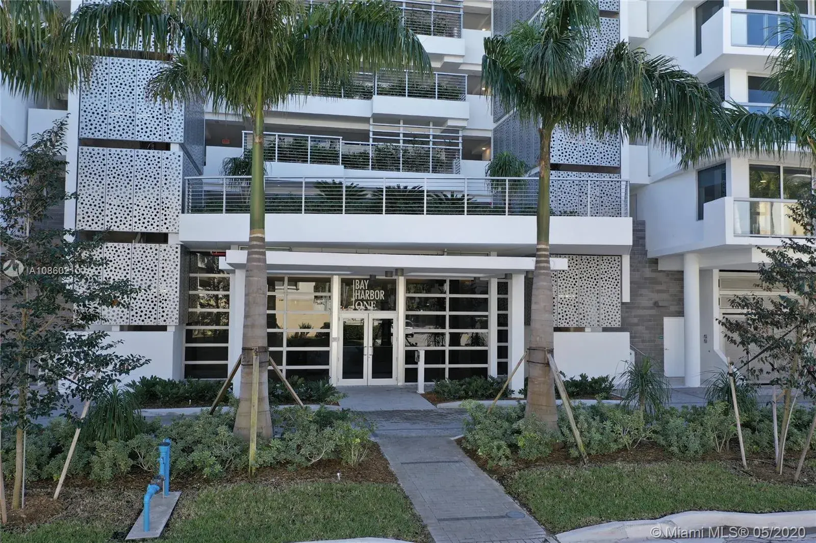 1100 100th St # 403, Bay Harbor Islands FL 33154
