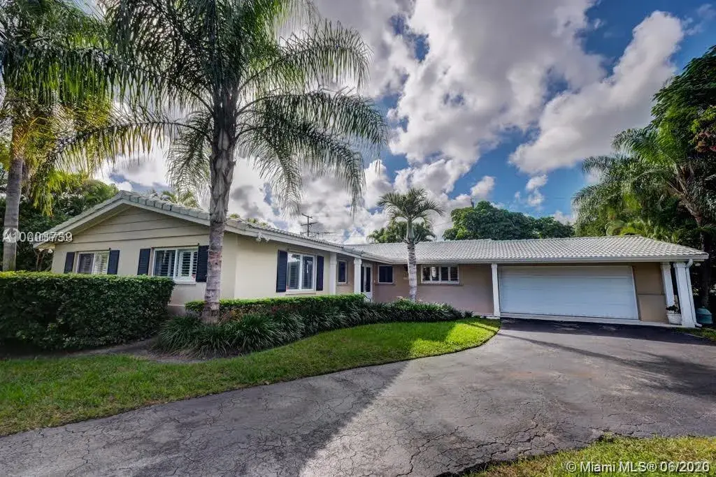 7300 SW 121st St, Pinecrest FL 33156