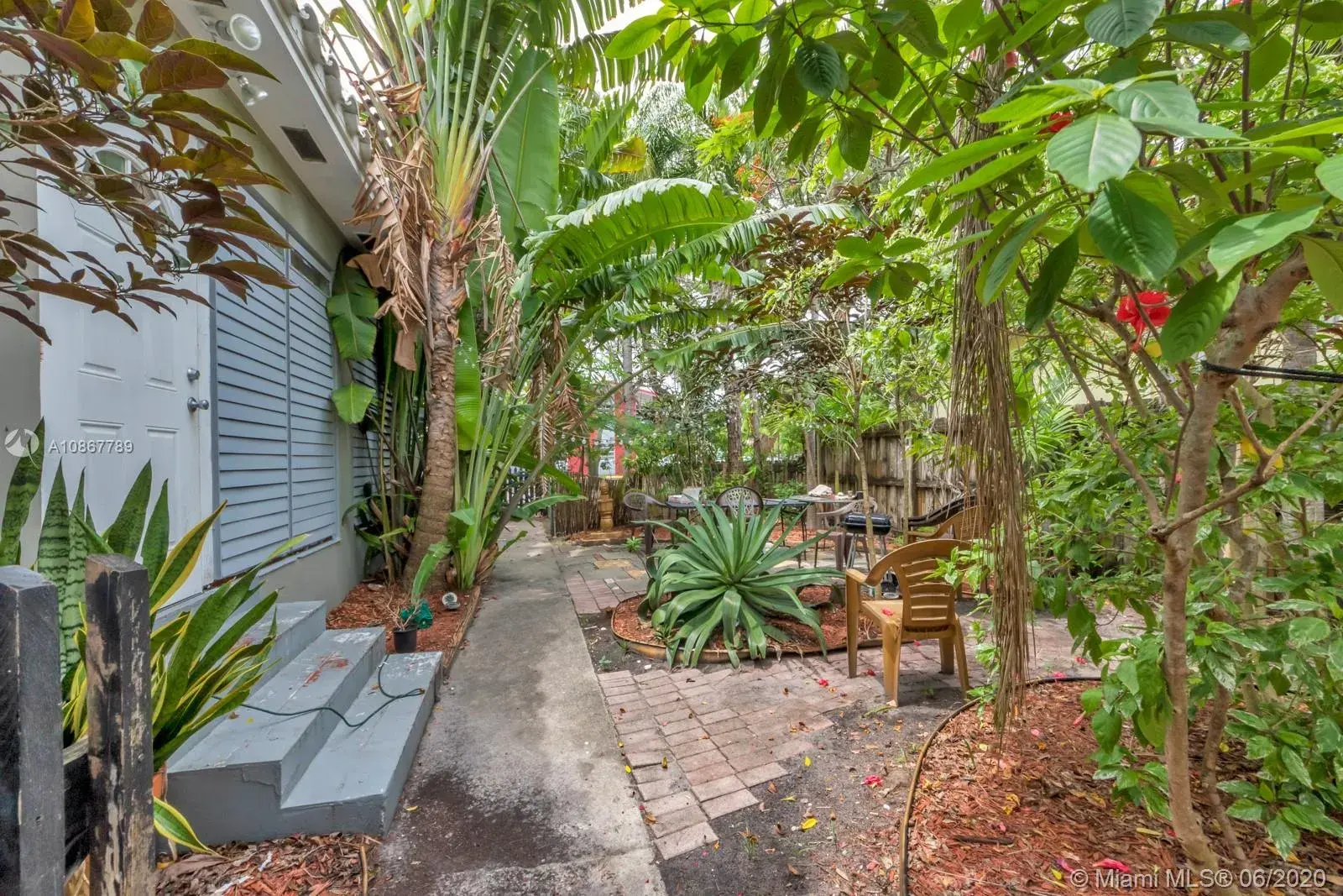 Residential Income for sale at 1910 Washington St, Hollywood FL 33020
