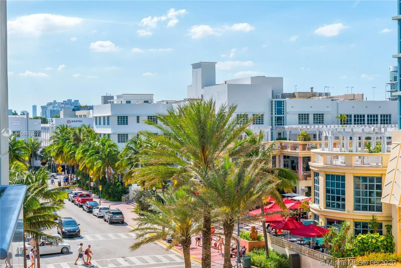 2 bedroom 2 bath for sale at 1455 Ocean Dr # 510, Miami Beach FL 33139