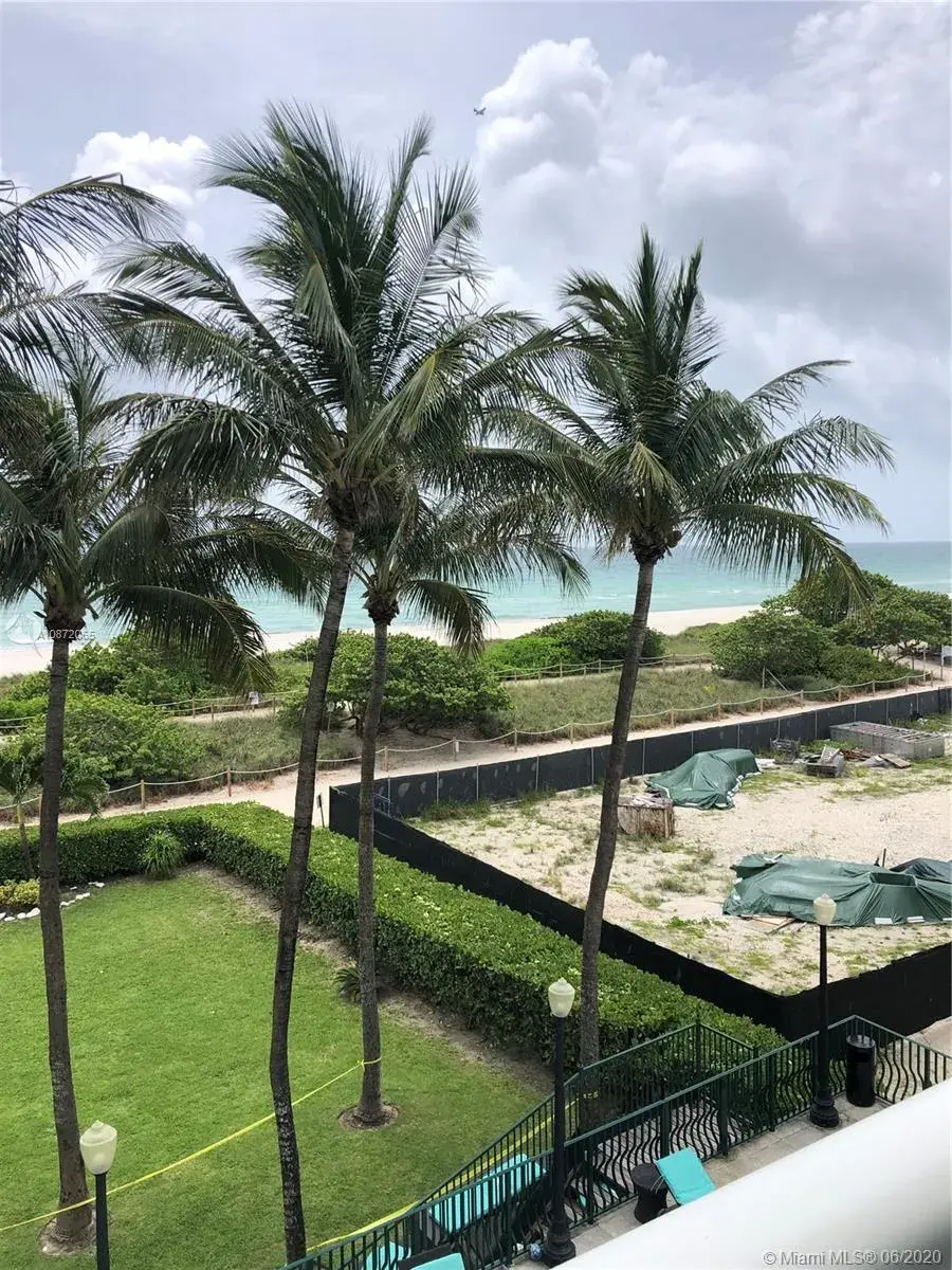 2 bedroom 2 bath Residential Lease for rent at 9195 Collins Ave # 402, Surfside FL 33154