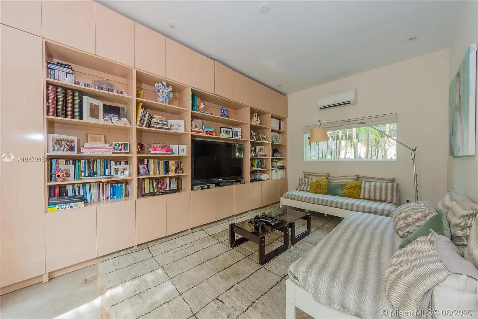 385 Harbor Ct, Key Biscayne FL 33149