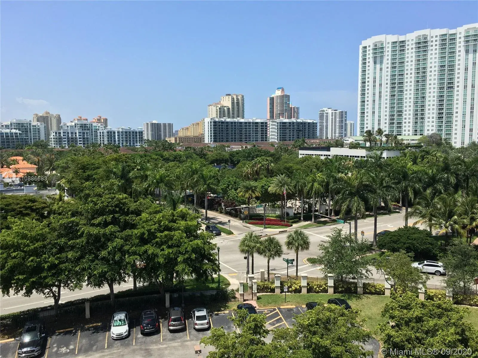 2 bedroom 2 bath Residential Lease for rent at 18181 NE 31st Ct # 804, Aventura FL 33160