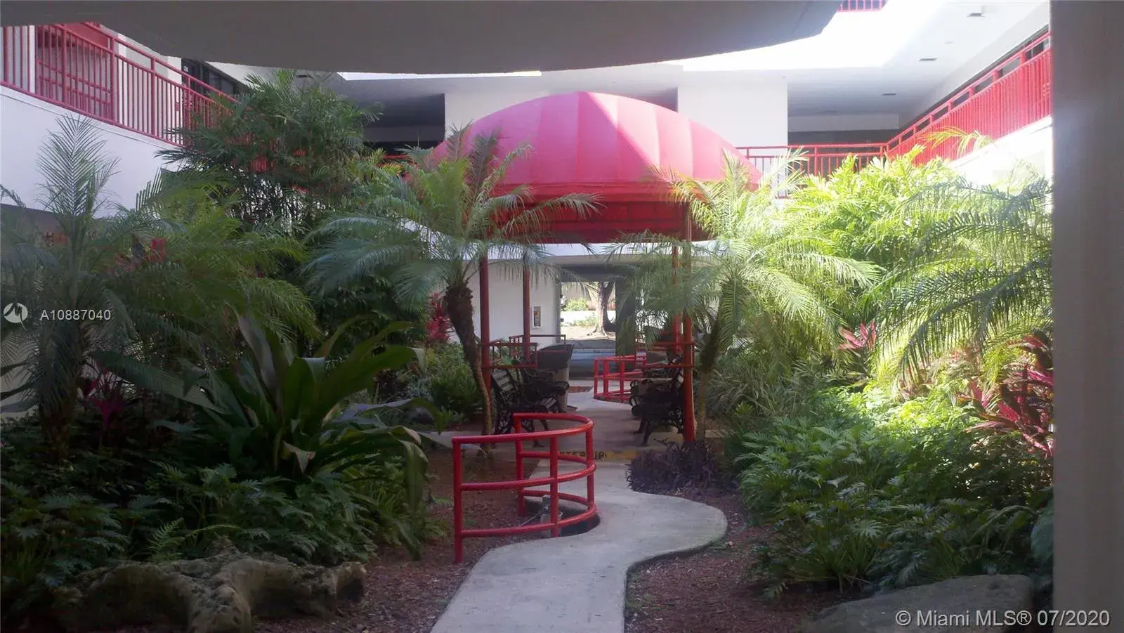 6175 NW 153rd St # 204, Miami Lakes FL 33014