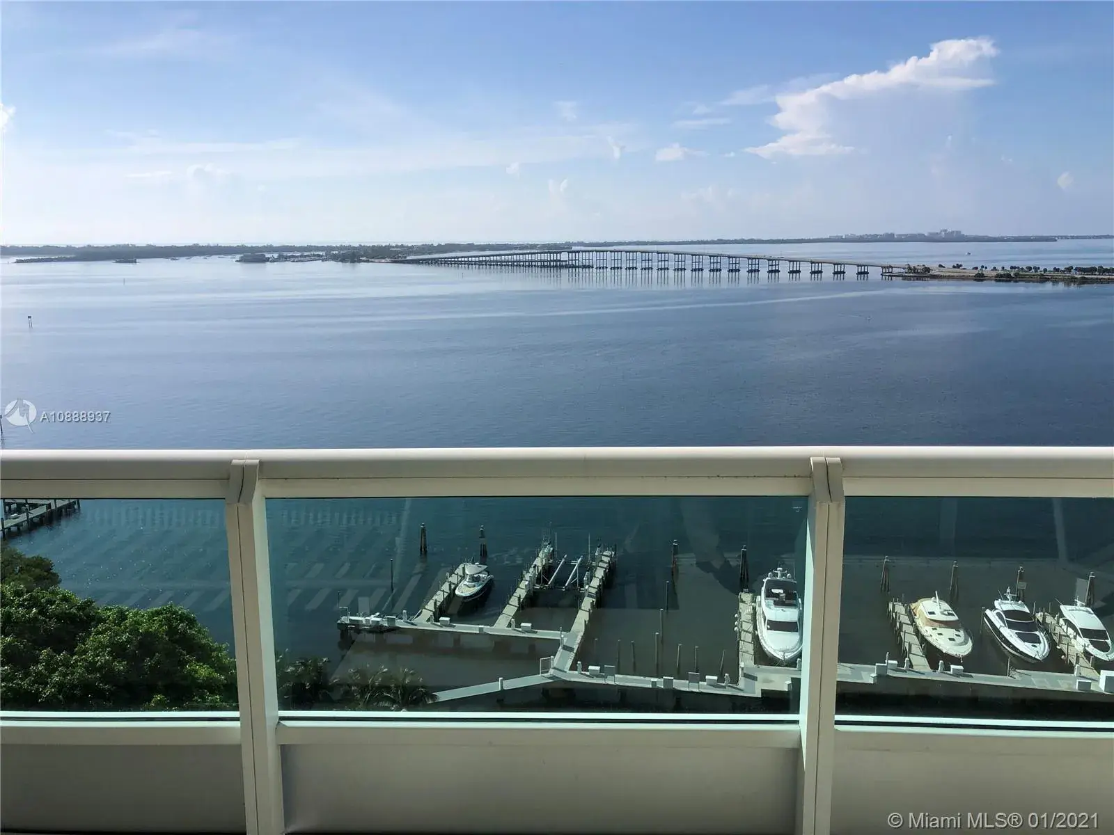 2 bedroom 3 bath Residential Lease for rent at 1643 Brickell Ave # 1704, Miami FL 33129