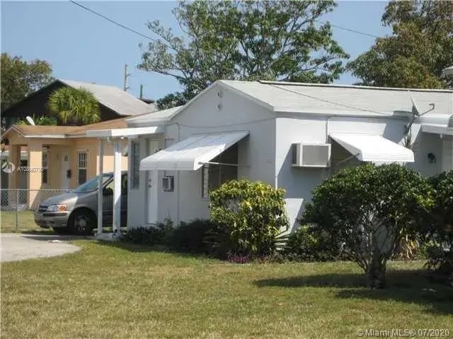 119 N 57th Ave, Hollywood FL 33021