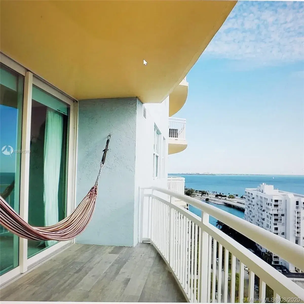 1 bedroom 1 bath Residential Lease for rent at 2475 Brickell Ave # 1801, Miami FL 33129