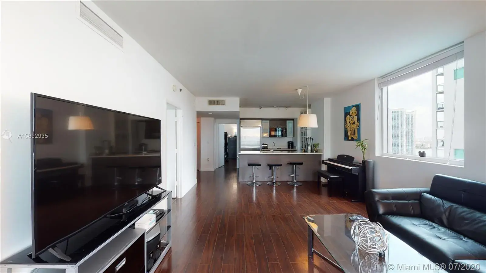 2 bedroom 2 bath Residential for sale at 55 SE 6th St # 2110, Miami FL 33131