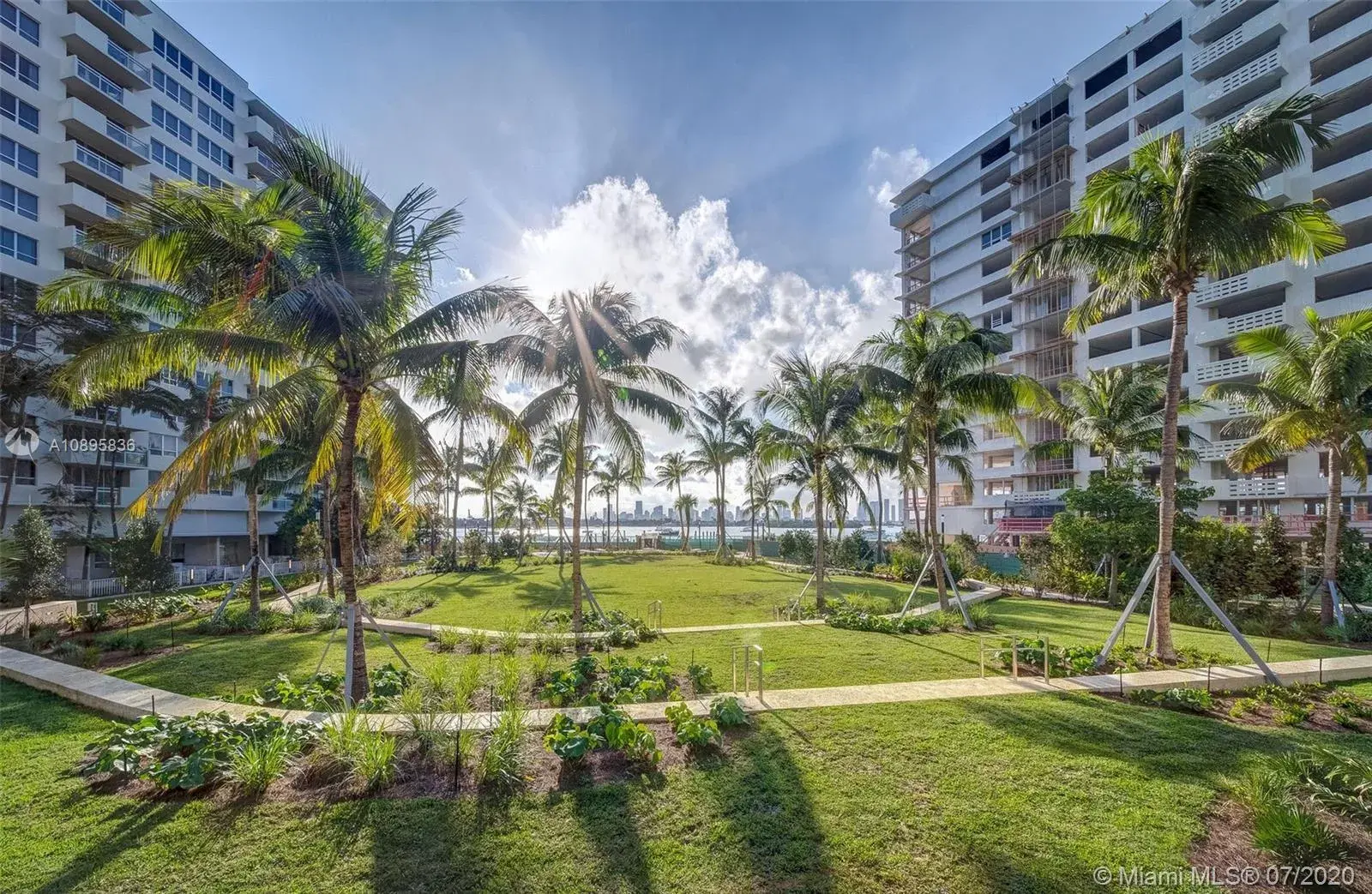 1 bedroom 1 bath for rent at 1500 Bay Rd # 1211, Miami Beach FL 33139