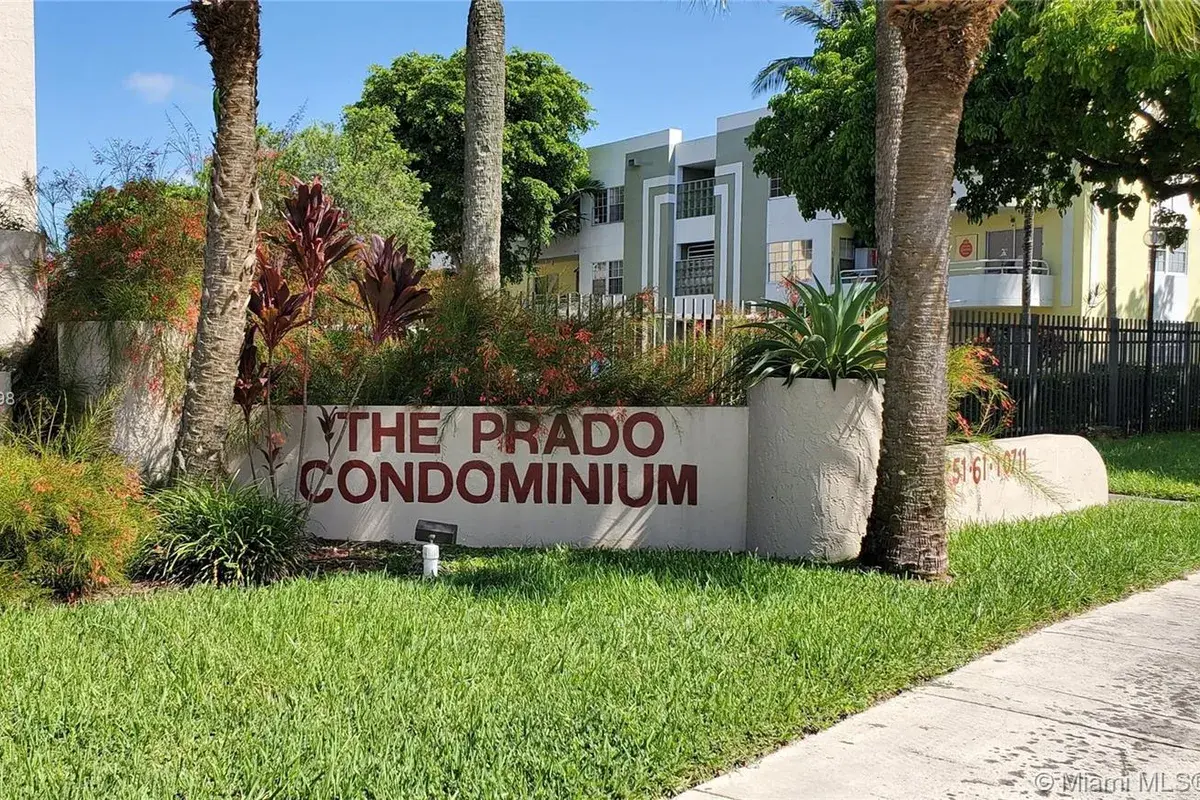 10641 SW 108th Ave # 1E, Miami FL 33176