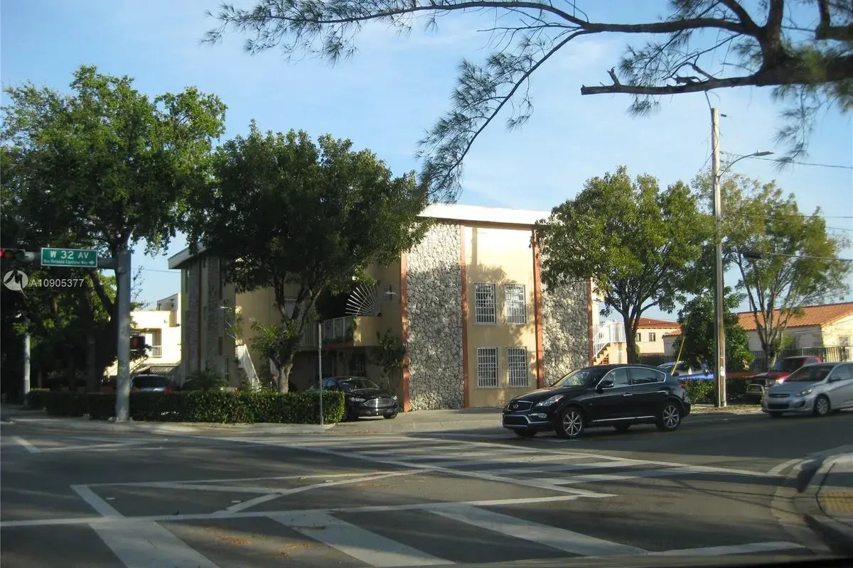 11 SW 32nd Ave # 1, Miami FL 33135