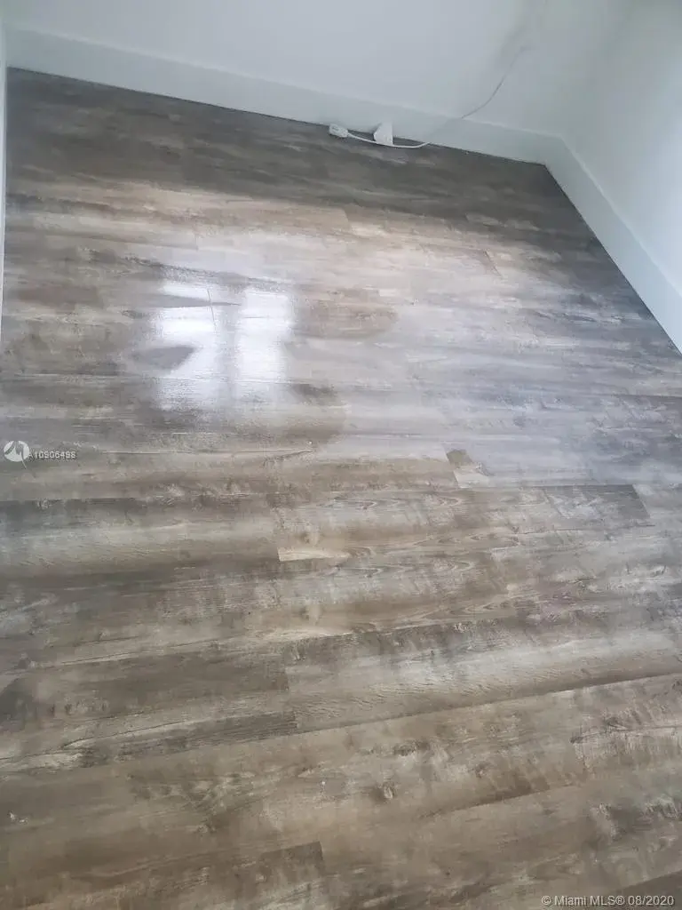 2406 NW 67th St, Miami FL 33147