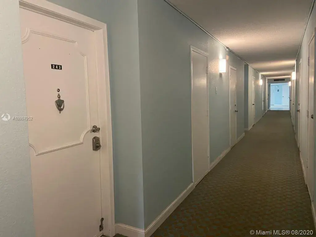 1801 S Ocean Dr # 243, Hallandale Beach FL 33009
