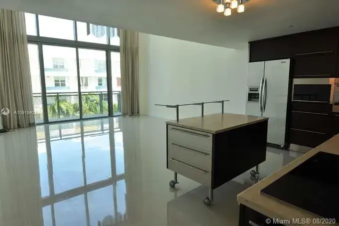 1 bedroom 1 bath Residential for sale at 6000 Collins Ave # 546, Miami Beach FL 33140