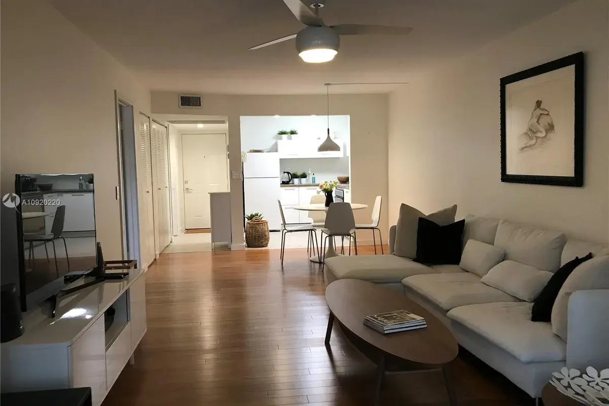 9440 SW 8th St # 316, Boca Raton FL 33428