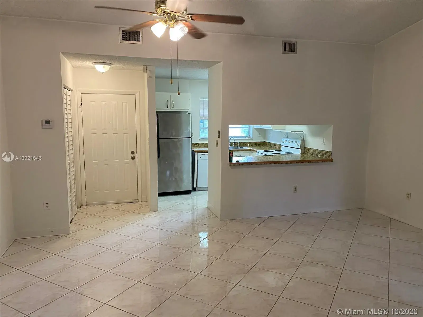 816 NE 214th Ln # 2, Miami FL 33179