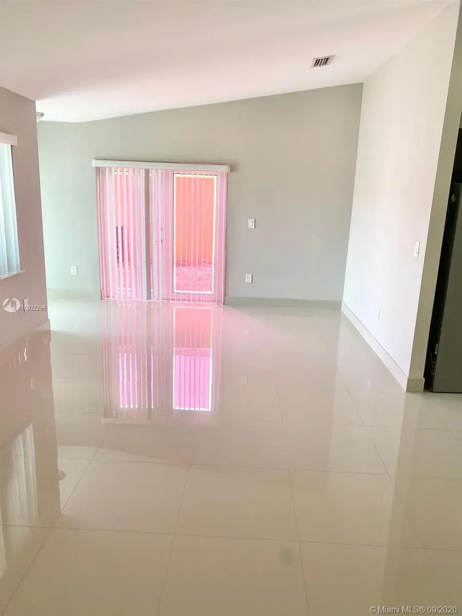 5930 SW 147th Ct, Miami FL 33193